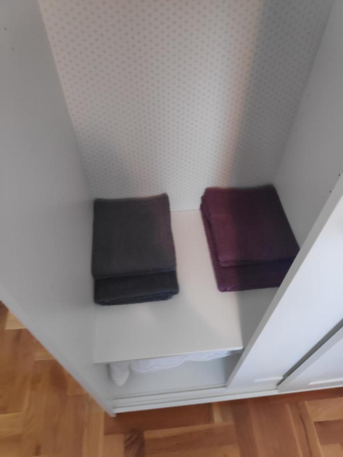 Apartment Ema *